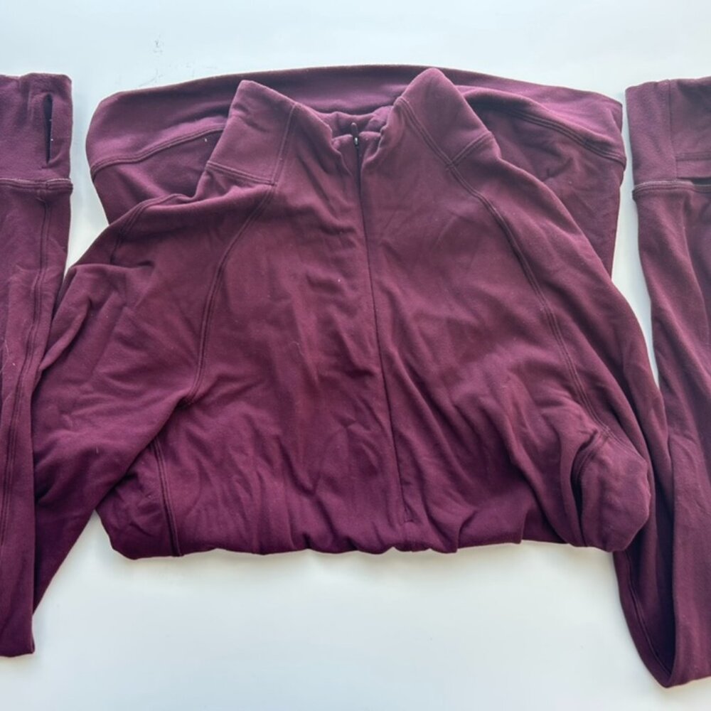 Lululemon Outrun The Elements 1/2 zip - maroon